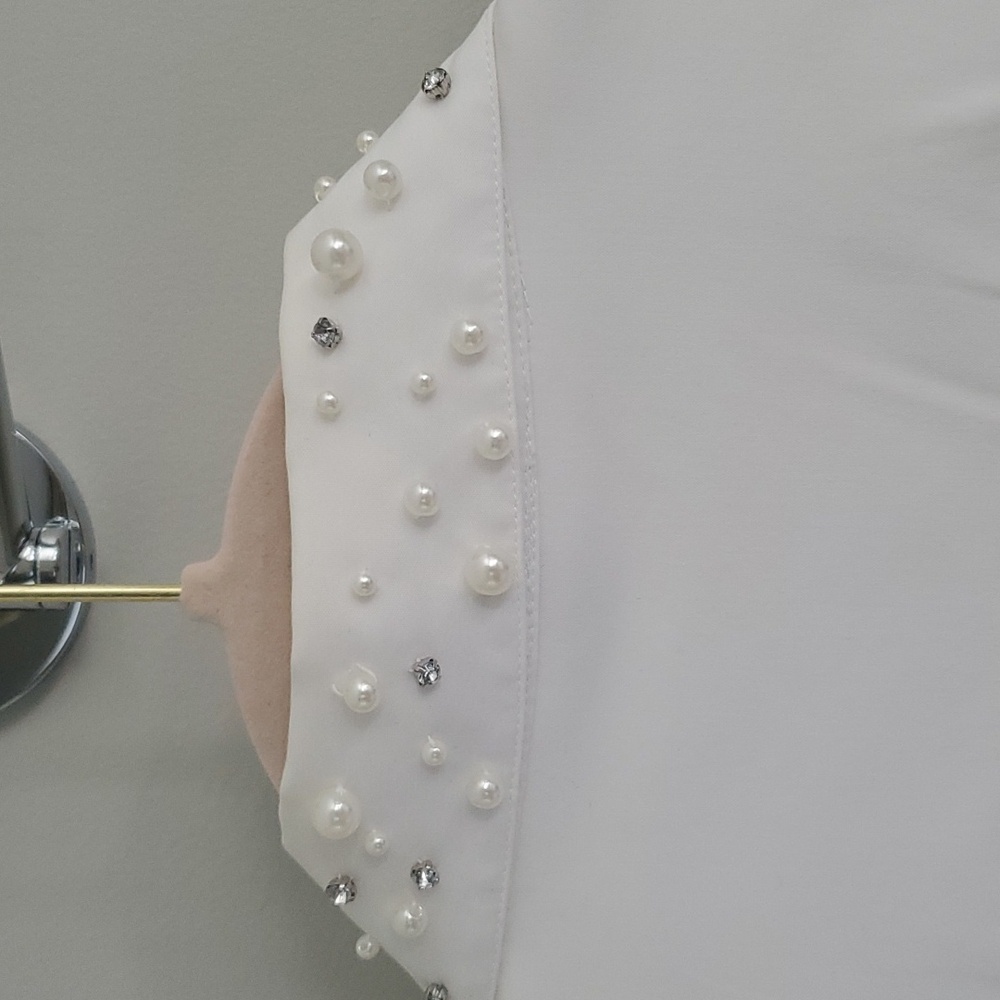Ann Taylor white blouse with pearl beaded collar - Picture 6 of 6